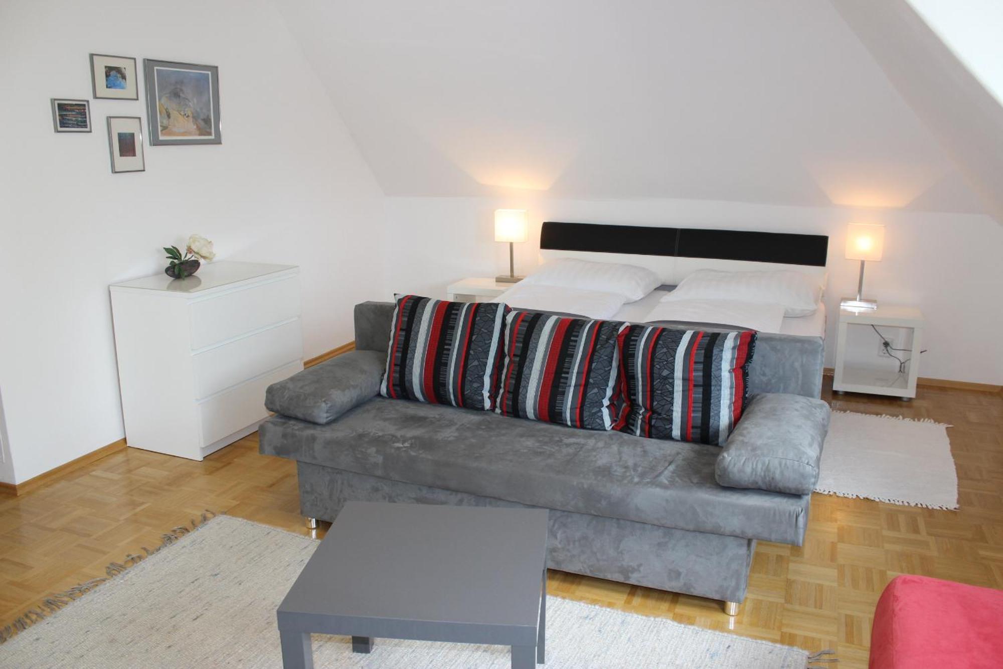 Ferienwohnung Und Gaestezimmer Korb Krumpendorf Exterior photo