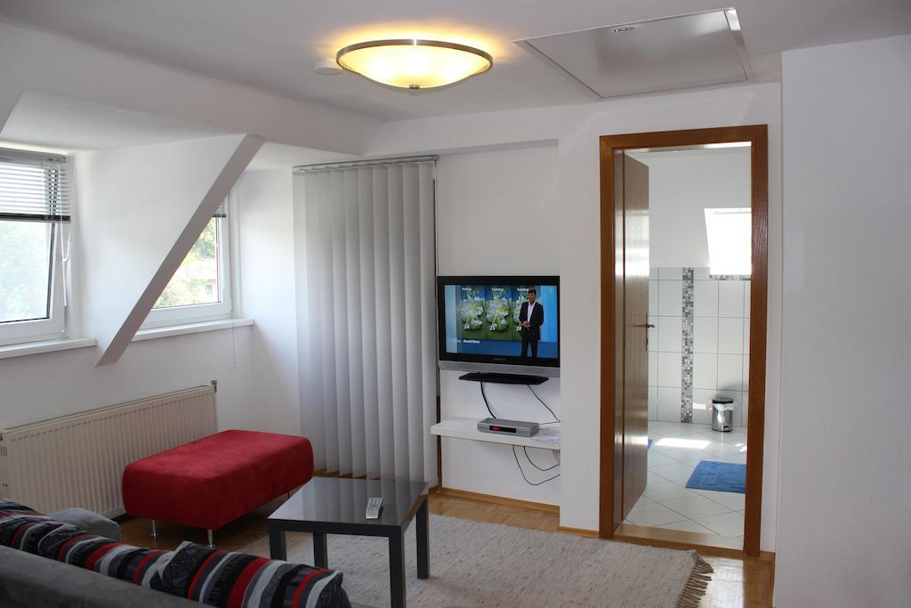 Ferienwohnung Und Gaestezimmer Korb Krumpendorf Room photo
